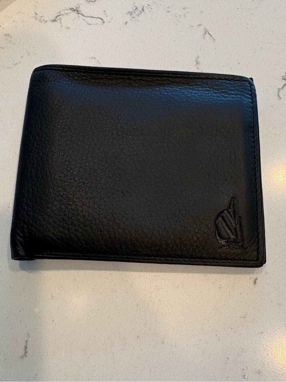 Nautica Classic Black Leather Men's Bifold Wallet